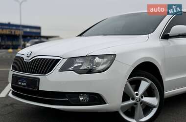 Ліфтбек Skoda Superb 2014 в Києві