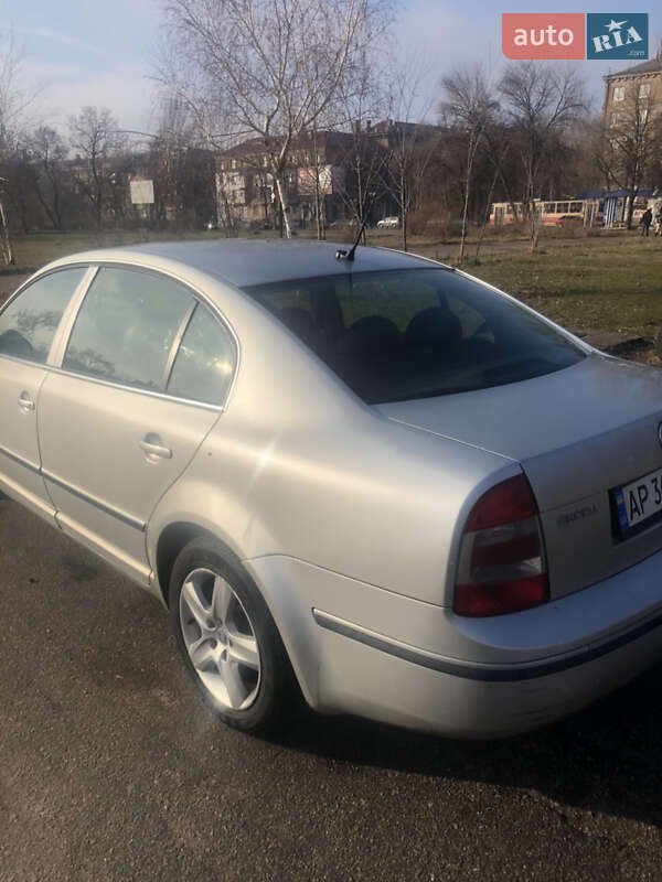 Лифтбек Skoda Superb 2007 в Запорожье