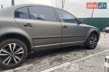 Ліфтбек Skoda Superb 2003 в Києві