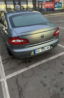 Лифтбек Skoda Superb 2011 в Кривом Роге