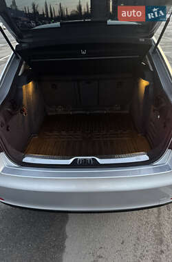 Лифтбек Skoda Superb 2013 в 