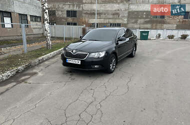 Ліфтбек Skoda Superb 2013 в Охтирці