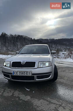 Лифтбек Skoda Superb 2004 в 