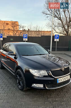 Ліфтбек Skoda Superb 2012 в Дніпрі