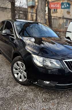 Седан Skoda Superb 2013 в Кривому Розі