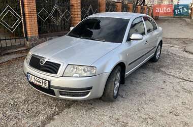 Ліфтбек Skoda Superb 2004 в Обухові