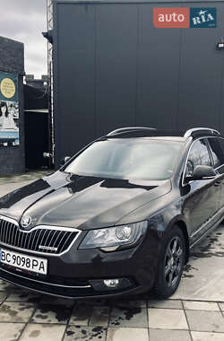 Універсал Skoda Superb 2014 в Самборі