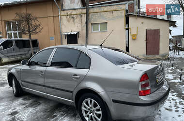 Лифтбек Skoda Superb 2008 в Львове