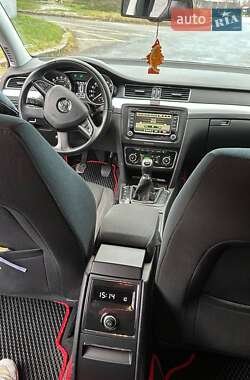 Универсал Skoda Superb 2015 в 