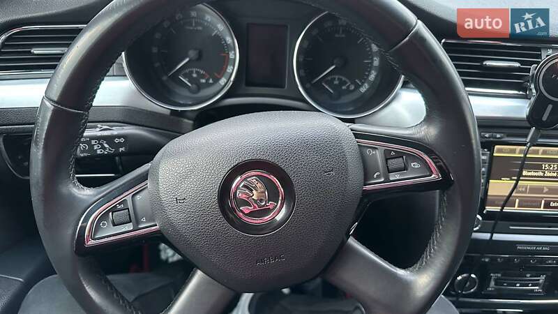 Универсал Skoda Superb 2015 в Ужгороде