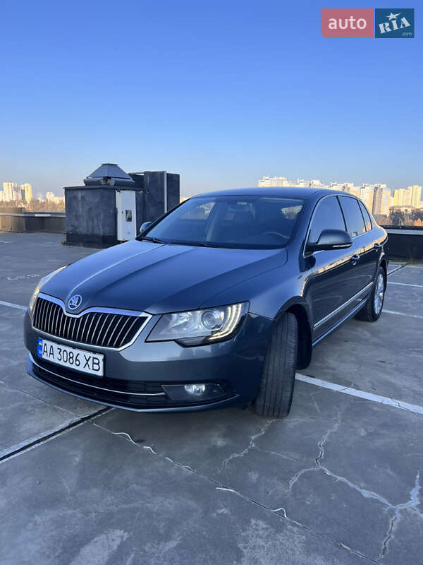 Ліфтбек Skoda Superb 2014 в Києві