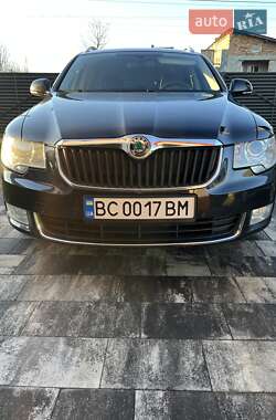 Універсал Skoda Superb 2012 в Стрию