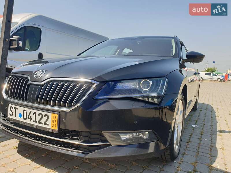 Универсал Skoda Superb 2015 в 