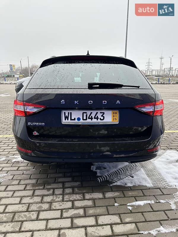 Універсал Skoda Superb 2021 в Нововолинську