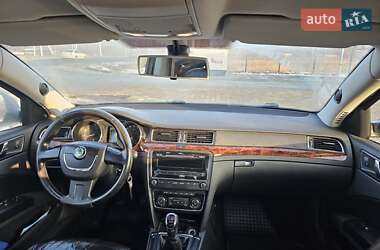 Лифтбек Skoda Superb 2009 в 