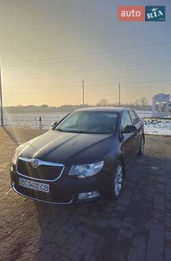 Лифтбек Skoda Superb 2009 в 