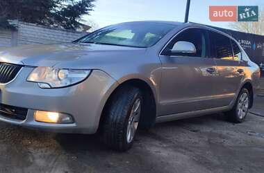 Ліфтбек Skoda Superb 2010 в Стрию