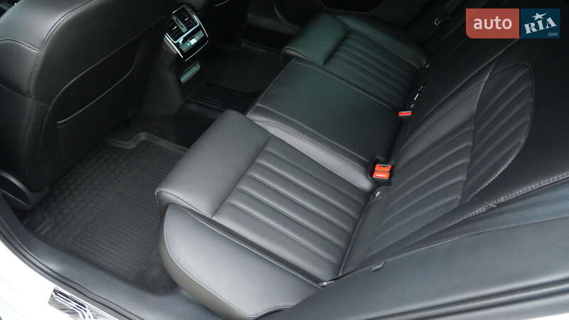 Универсал Skoda Superb 2019 в Львове