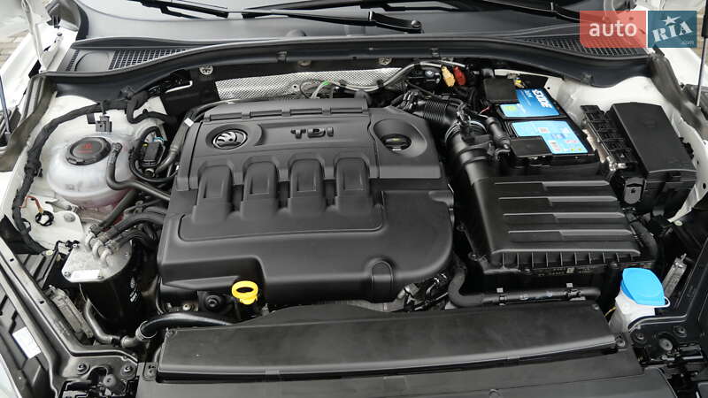 Универсал Skoda Superb 2019 в Львове