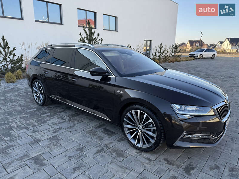 Універсал Skoda Superb 2019 в Луцьку