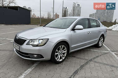 Ліфтбек Skoda Superb 2013 в Києві