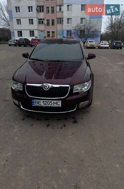 Лифтбек Skoda Superb 2012 в Николаеве