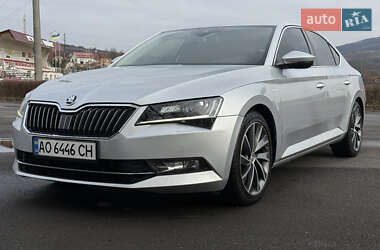 Ліфтбек Skoda Superb 2015 в Береговому