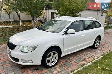 Универсал Skoda Superb 2010 в Киеве