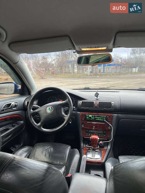 Ліфтбек Skoda Superb 2002 в Запоріжжі