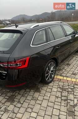 Универсал Skoda Superb 2016 в Ужгороде