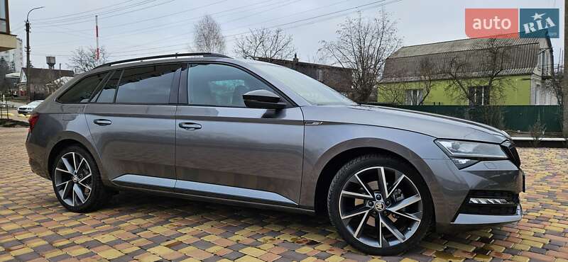 Универсал Skoda Superb 2022 в Киеве