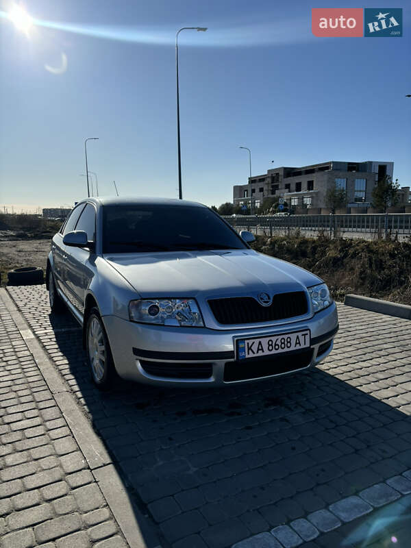 Ліфтбек Skoda Superb 2008 в Львові