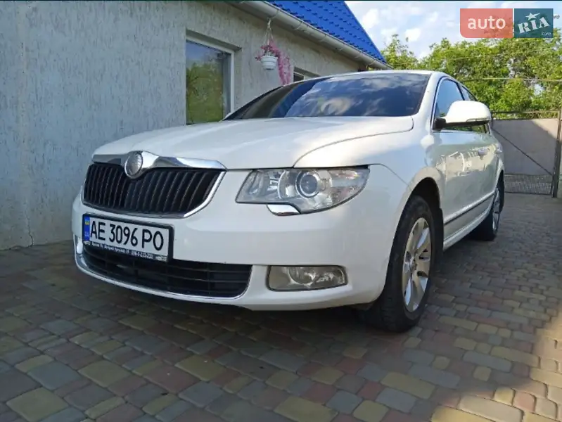 Skoda Superb 2012