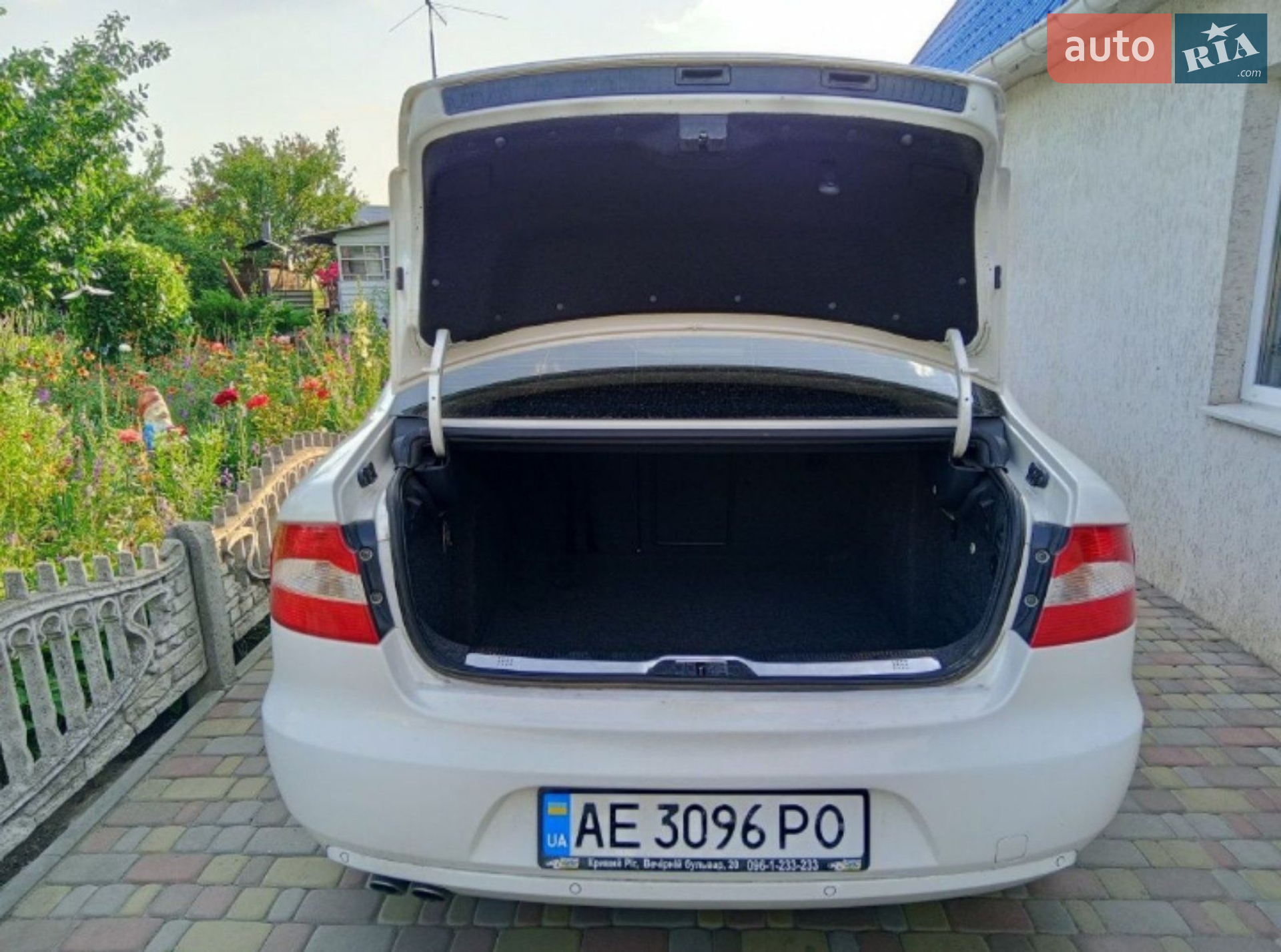 2012 Skoda Superb - мініатюра 5