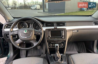 Універсал Skoda Superb 2011 в Луцьку