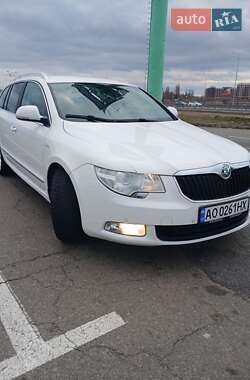 Універсал Skoda Superb 2012 в Києві