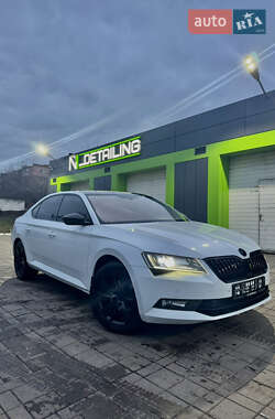 Лифтбек Skoda Superb 2016 в Кривом Роге