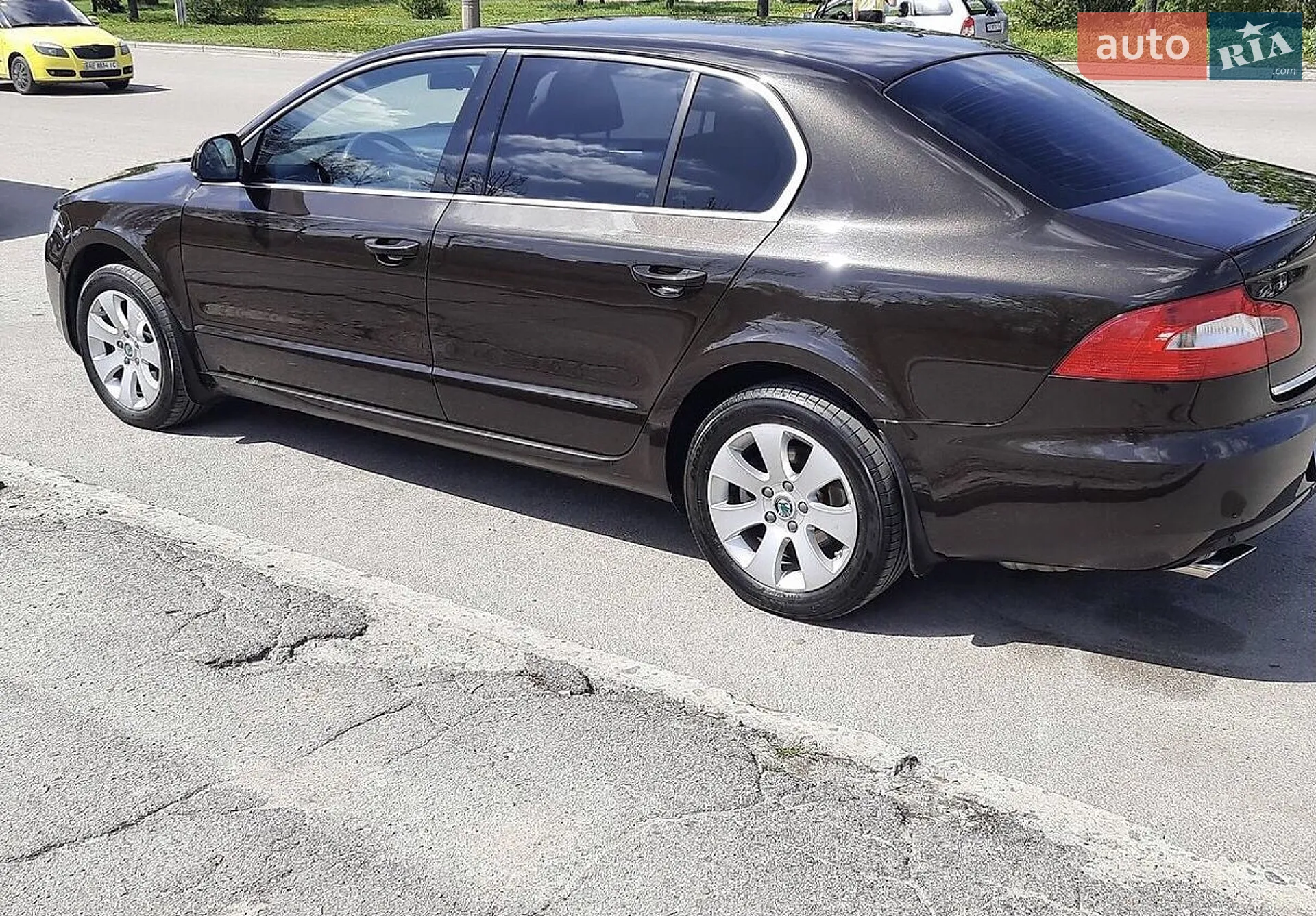 2012 Skoda Superb - мініатюра 2