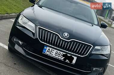Универсал Skoda Superb 2018 в 