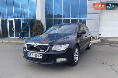 Універсал Skoda Superb 2011 в Миколаєві