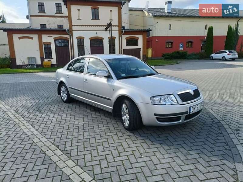 Ліфтбек Skoda Superb 2001 в Слов'янську