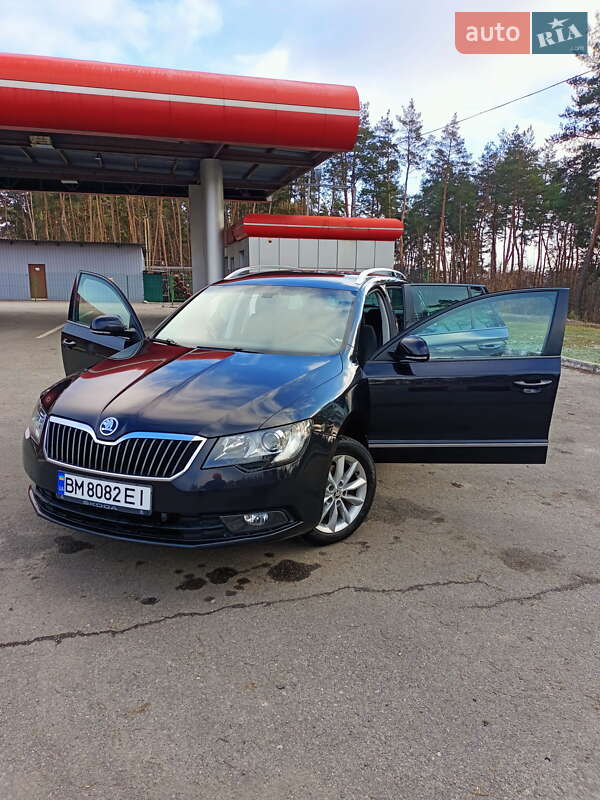 Універсал Skoda Superb 2014 в Харкові