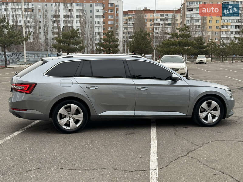 Универсал Skoda Superb 2015 в Николаеве
