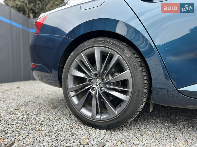 Ліфтбек Skoda Superb 2019 в Луцьку