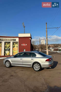 Ліфтбек Skoda Superb 2013 в Кривому Розі