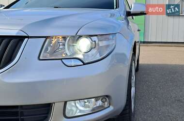 Універсал Skoda Superb 2011 в Виноградові