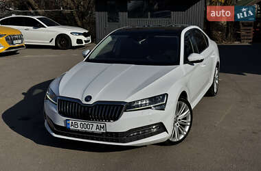 Лифтбек Skoda Superb 2019 в 