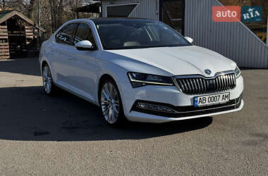Лифтбек Skoda Superb 2019 в 