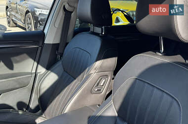 Лифтбек Skoda Superb 2019 в 