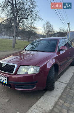 Лифтбек Skoda Superb 2004 в Косове